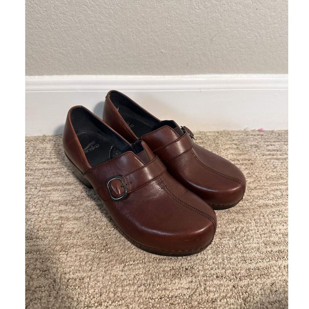 Dansko Womens EU 40 US 9.5 10 Brown Leather Mary Jane Buckle Clogs Loafer Heels